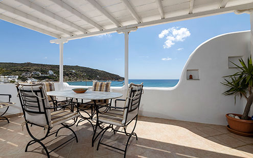 Terrasse avec vue sur la mer