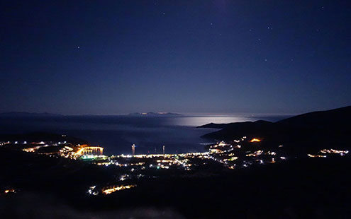 Evening photo of Platis Gialos in Sifnos